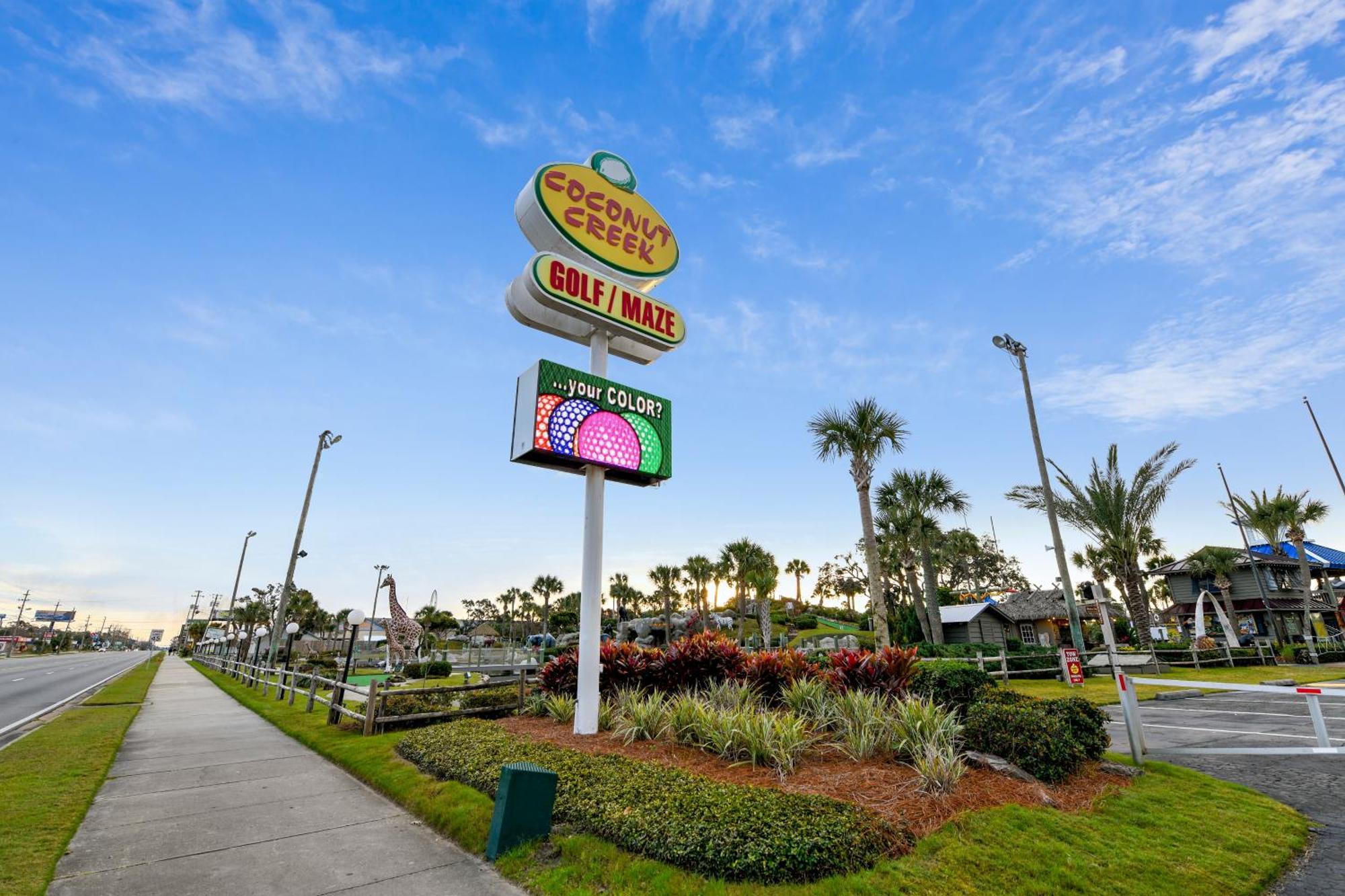 Laketown Wharf Resort #1321 By Book That Condo Panama City Beach Exterior foto